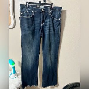 Rock & Republic Men’s bootcut 36x30 dark denim jeans.